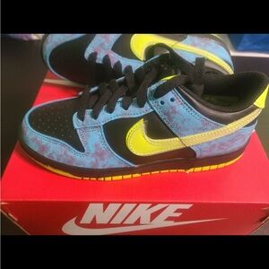 Nike dunk low se 2 (gs)